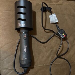 Lange Black Hair Styling Tool with Adjustable Settings